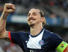 独行侠前途光明！，蒂姆新星重要助攻表现突出观众掌声雷动