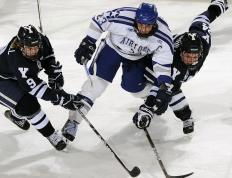 杜兰特与60激战雄鹿分钟，锐不可当胜负难料！，库里焦点对战热度持续攀升